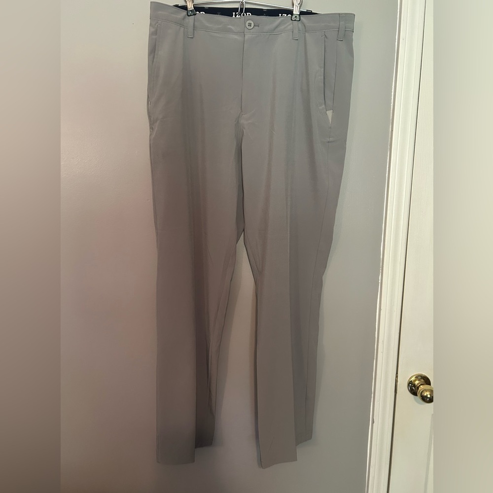 Izod Men's Light Gray Dress Pants- 36x32